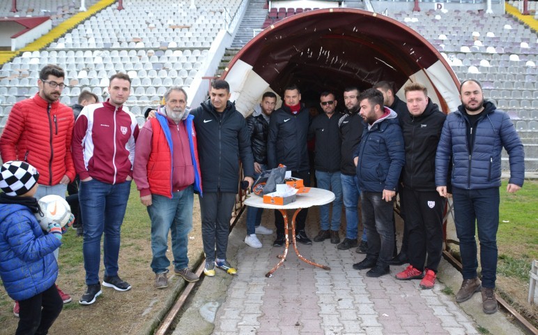 Taraftarlardan Bandırmaspor’a moral 