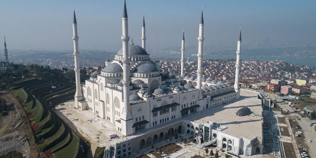 Tarih belli oldu! Çamlıca Camii'nde ilk ezan o gün...