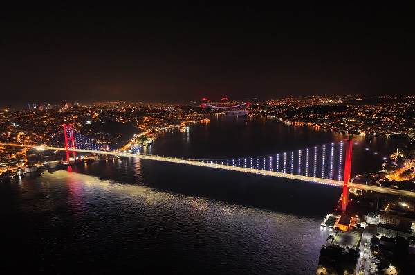 Tarih boyunca herkes bu güzelliği konuştu! Bu şehir hiç uyumuyor