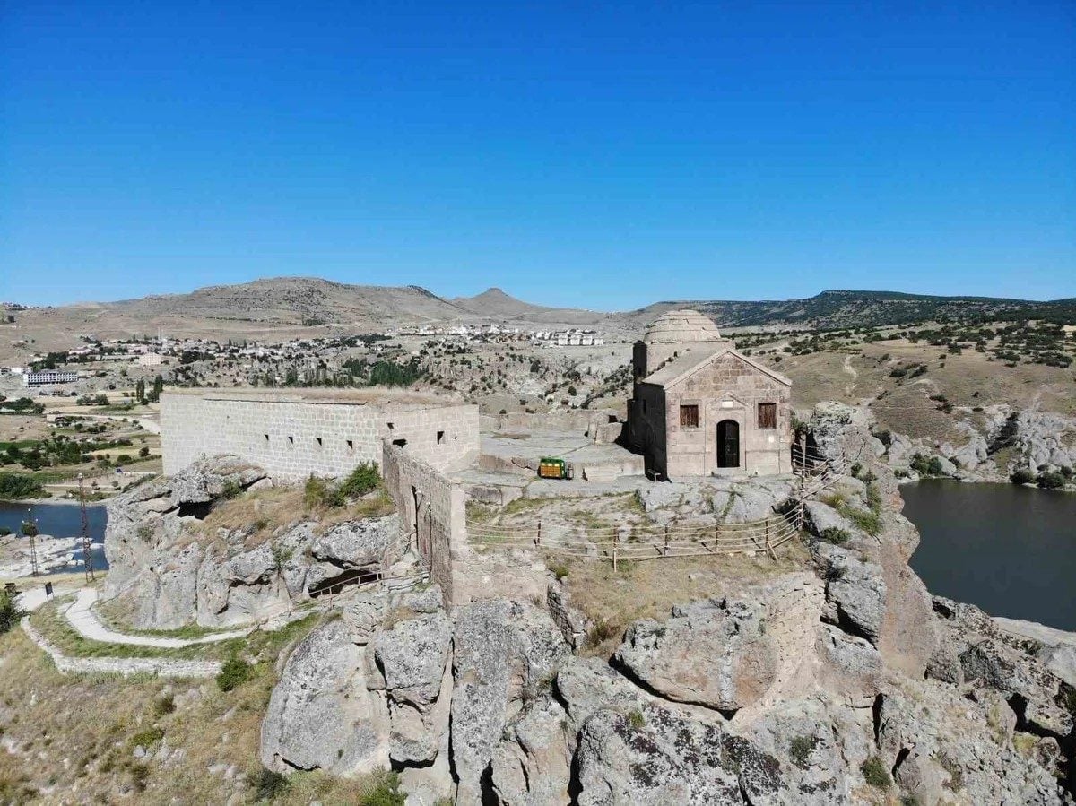 Tarihçi Gül: Mübadeleye kadar Güzelyurt'ta gayrimüslimlerle Müslümanlar birlikte yaşadı