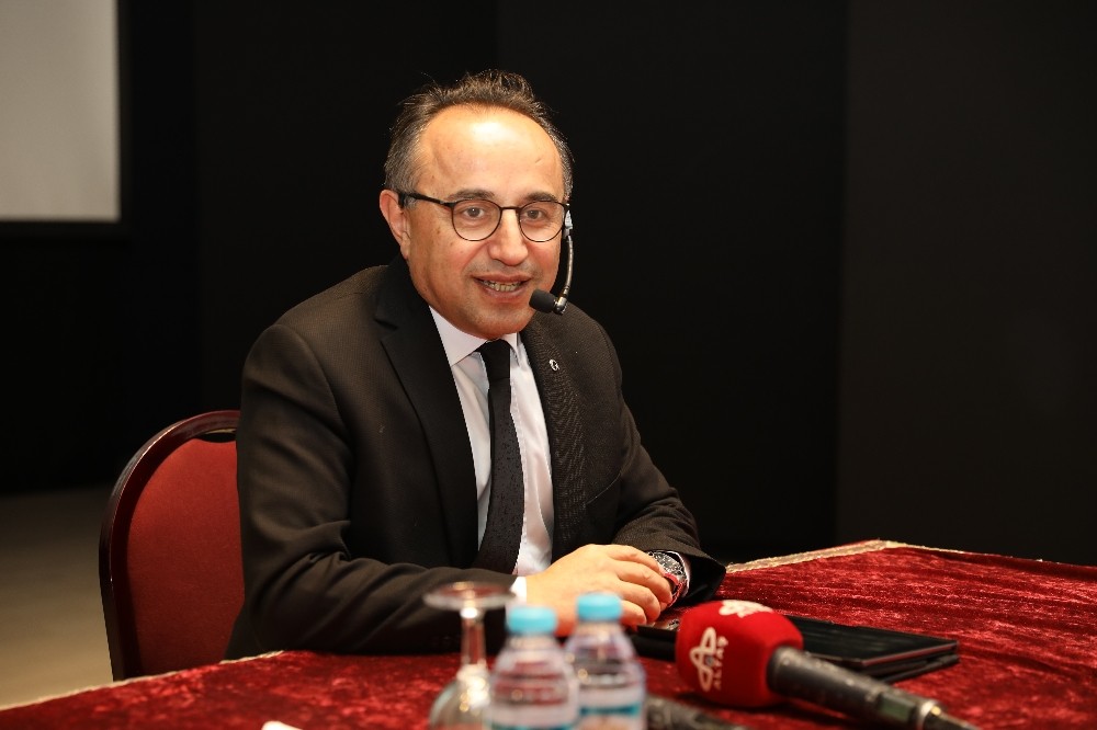 Tarihçi Yazar Tufan Gündüz: “Şehirlerimize tıpkı ecdadımız gibi bakmalıyız” 