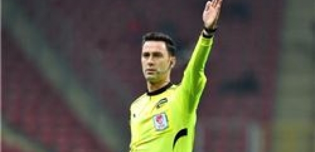 Hakem tarihe geçti!