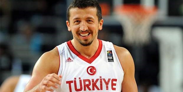 Tarihe geçmek için geri dönüyor!