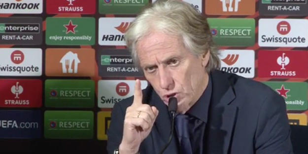 Tarihi bir maça çıkıyoruz ama yine gündem Jesus'un ta kendisi...