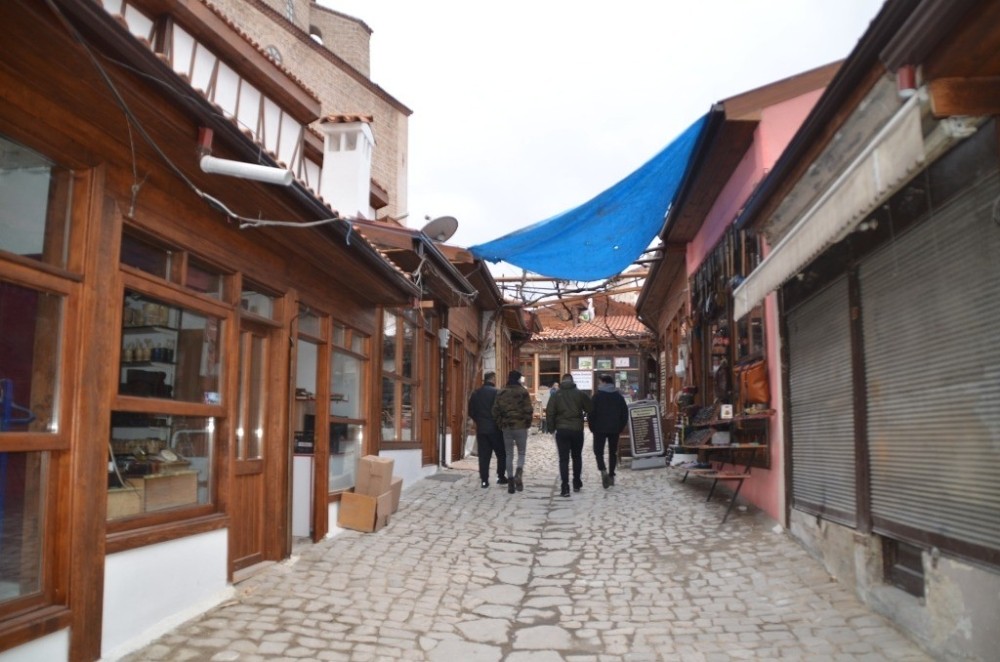 Tarihi çarşılar gün yüzüne çıktı 