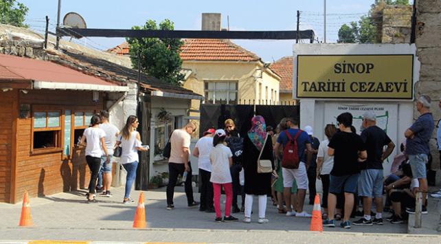 Tarihi Cezaevi Müzesi tatilcilerin uğrak noktası oldu