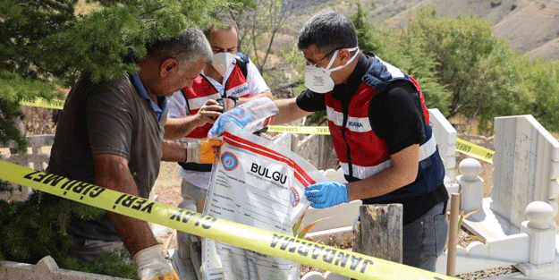 Mezarlıkta kan donduran olay