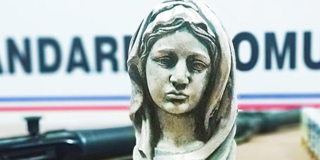Tarihi heykeli satarken suçüstü yakalandı