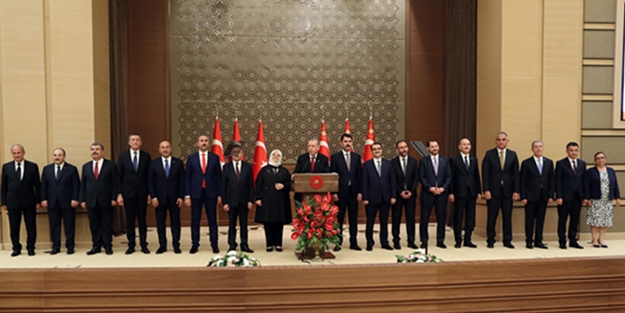 Kabinede dikkat çeken detay! Cumhuriyet tarihinin...