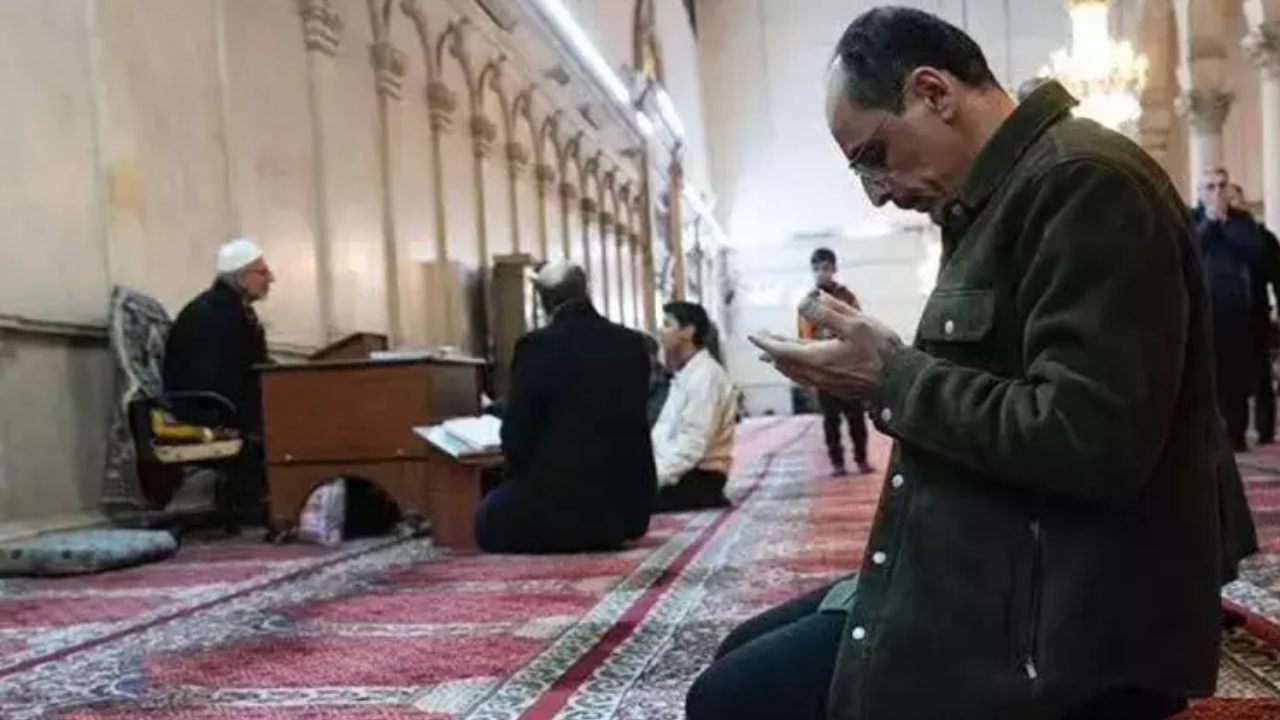 Tarihi kareyi MİT Başkanı İbrahim Kalın paylaştı! Şam’da Emevi Camii’nde…