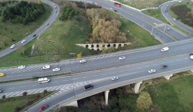 Tarihi kemere taş hırsızları dadandı