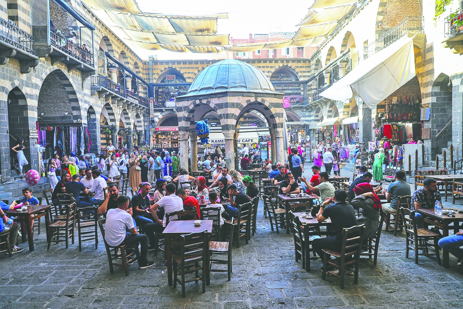 Tarihî mekânlar doldu taştı