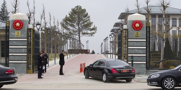 Tarihi toplantı başladı!