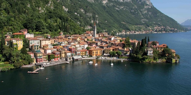 Tarihi Varenna şehri güzelliğiyle göz dolduruyor