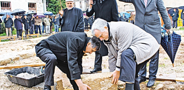 Tarihi Sinan Paşa Camii onarılıyor