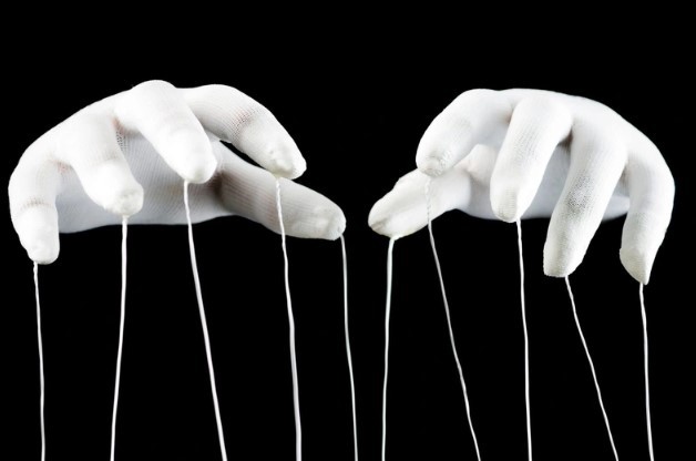 Tarihin en ilginç komplo teorileri! Milyonlarca insanı bunlarla kandırdılar