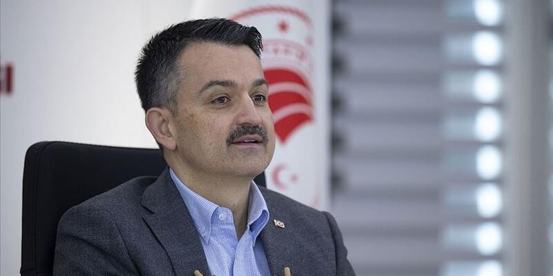 'Tarım Orman Akademi'de ilk dersi Bakan Pakdemirli verdi