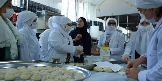 Tarım şehri Şanlıurfa’da kadınlar iş başında