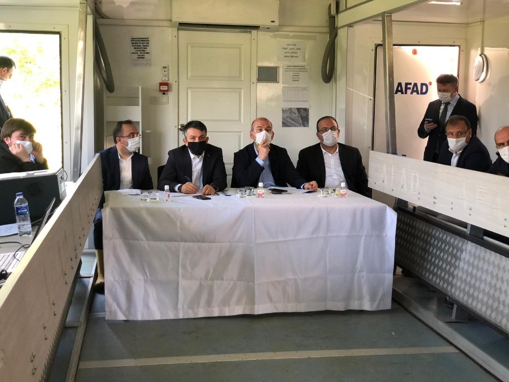 Tarım ve Orman Bakanı Bekir Pakdemirli: “5 ilçe 43 köyde 25 bin dekar arazi selden etkilendi” 
