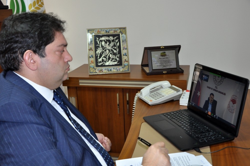 Tarım ve Orman Bakanı Dr. Bekir Pakdemirli “Erzurum Özelinde Sektörel Değerlendirmeler” toplantısına telekonferans ile katıldı 