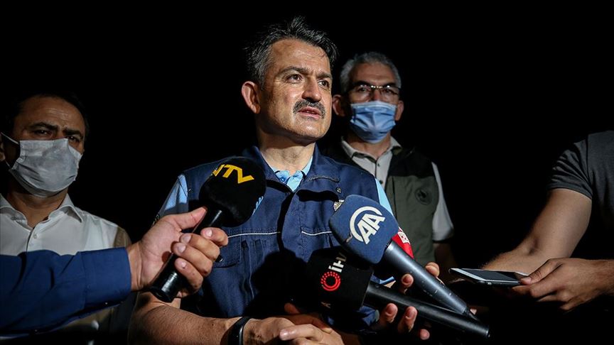 Tarım ve Orman Bakanı Pakdemirli: Ana amacımız sabaha kadar soğutma faaliyetlerine geçmek