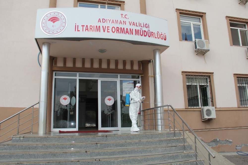 Tarım ve Orman Müdürlüğünde korona dezenfeksiyonu 