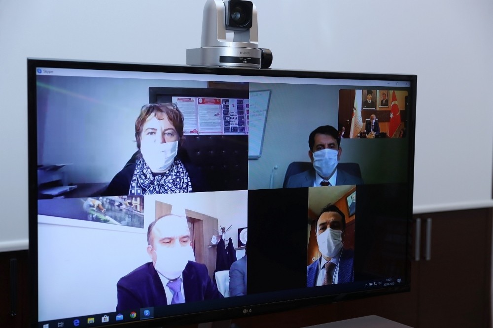 Tarımsal faaliyetlerin aksamadan devam etmesine önem veriliyor 