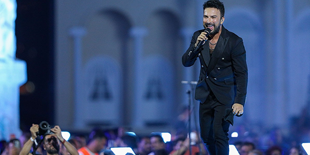 Tarkan'ın İzmir'de aldığı para belli oldu! Rakam dudak uçuklattı