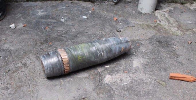 Tarlada askeri mühimmat bulundu