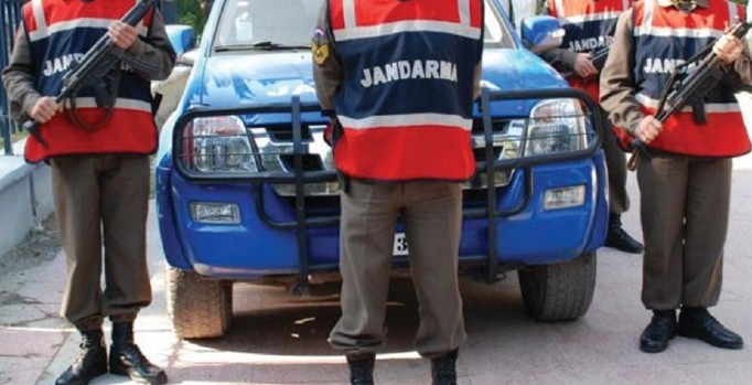 Tarlada top mermisi bulundu