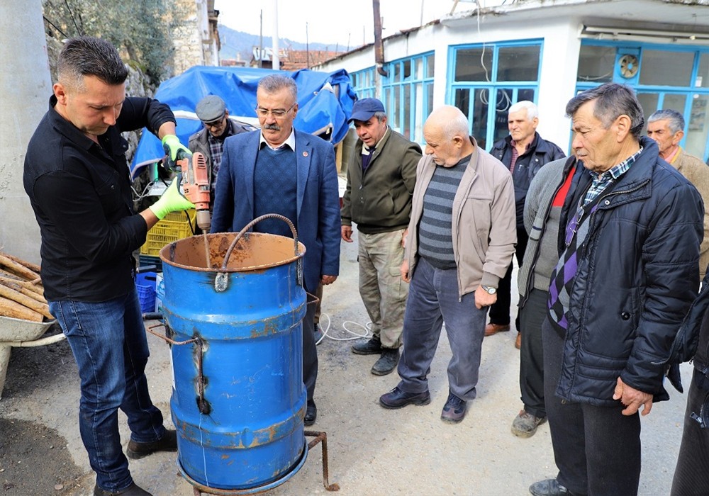 Tarlanıza Geliyoruz’ projesi ile üreticiler yerinde bilgilendiriliyor 