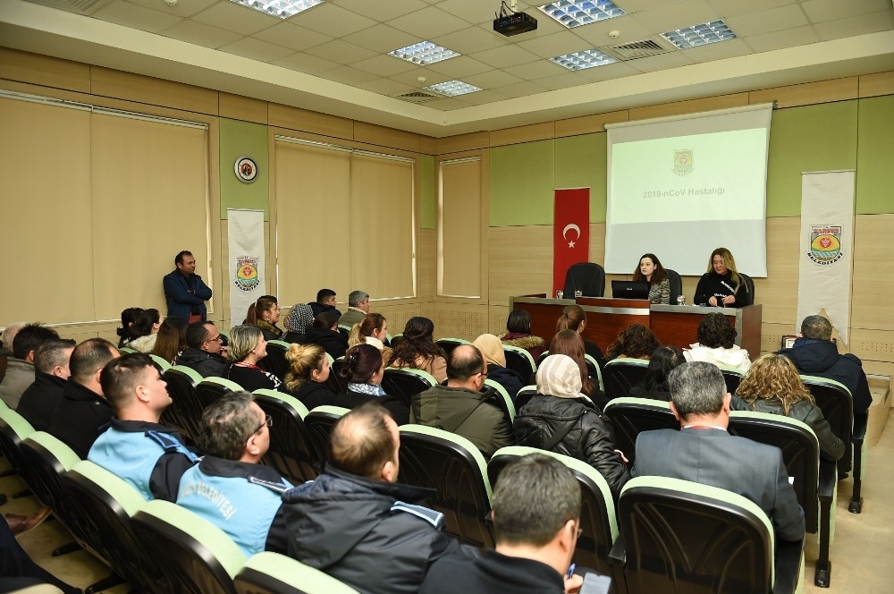 Tarsus Belediyesi personeline korona virüs anlatıldı 