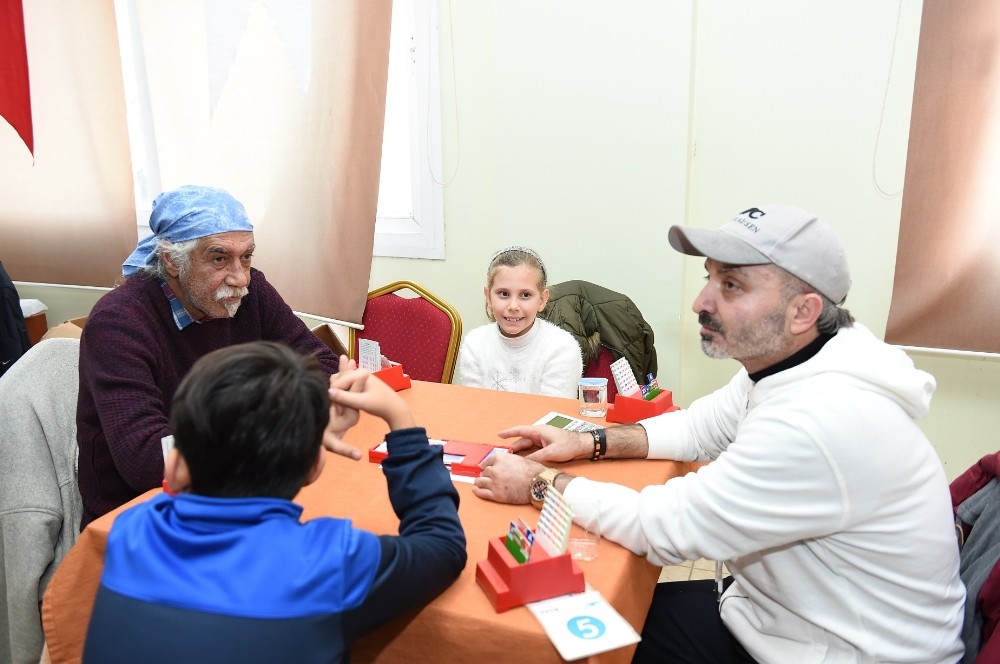 Tarsus’ta briç turnuvası 