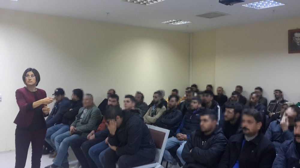Tarsus’ta denetimli serbestlik yükümlülerine eğitim 