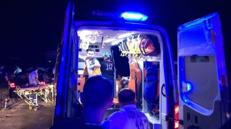 Tarsus'ta denize giren baba kayboldu, oğlu boğuldu