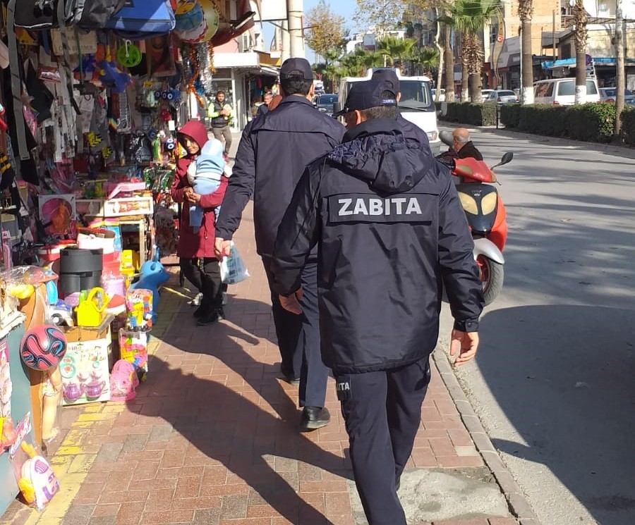 Tarsus’ta kaldırım denetimi 