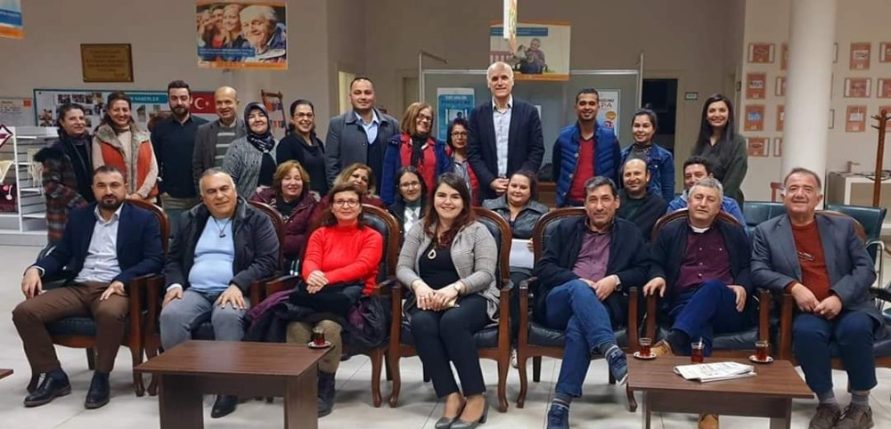 Tarsus’ta Mahalle Meclisi toplantısı 