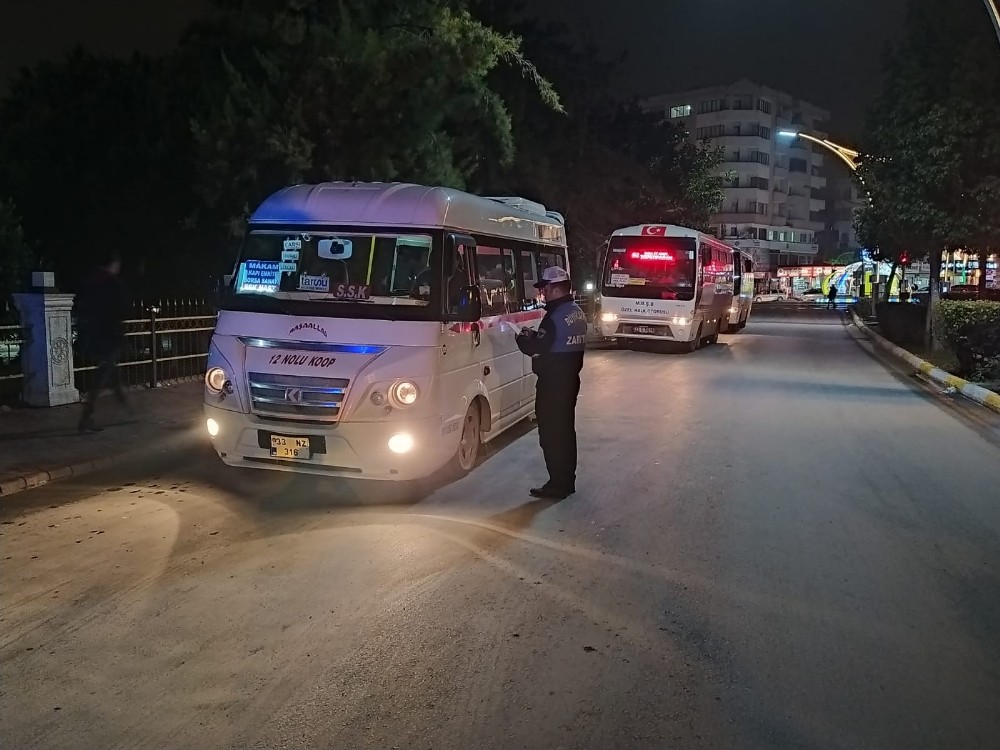 Tarsus’ta toplu taşıma araçları denetlendi 