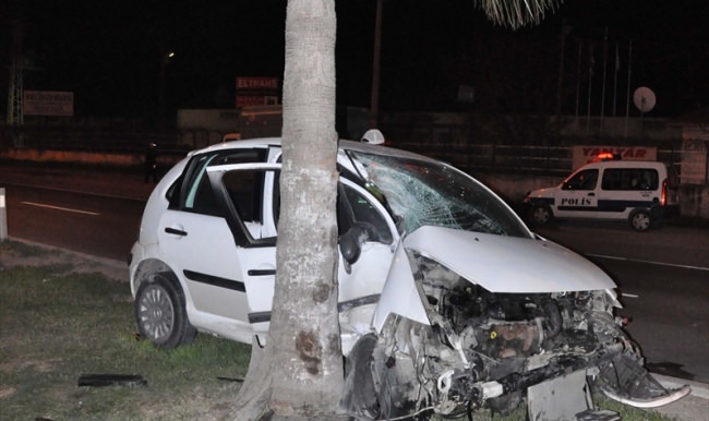 Tarsus’ta trafik kazası: 3 yaralı