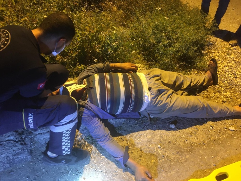 Tarsus’ta traktörün altında kalan şahıs yaralandı 