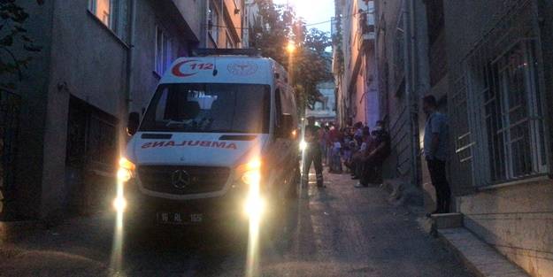 Tartıştığı ağabeyini demir çubukla öldürdü