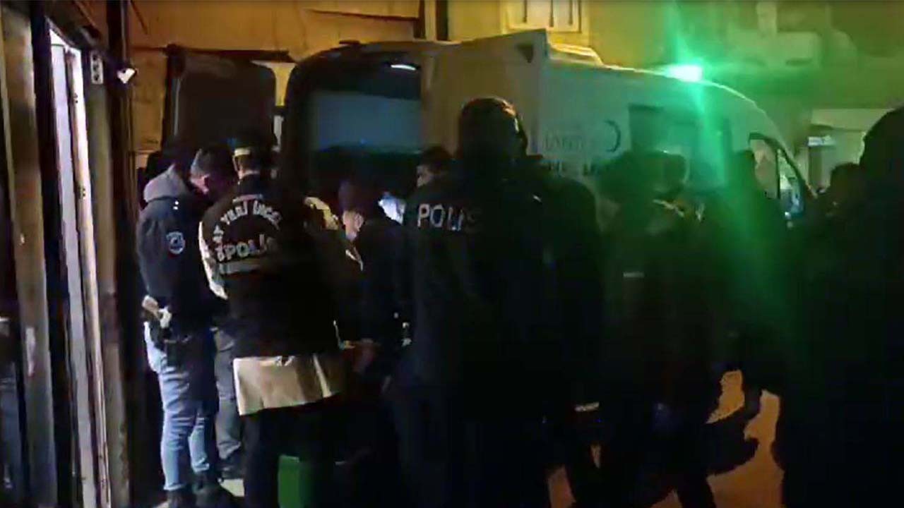 Tartıştığı arkadaşını silahla vurarak öldürdü