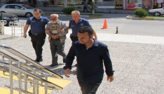 Tartıştığı eşini boğarak öldürdü