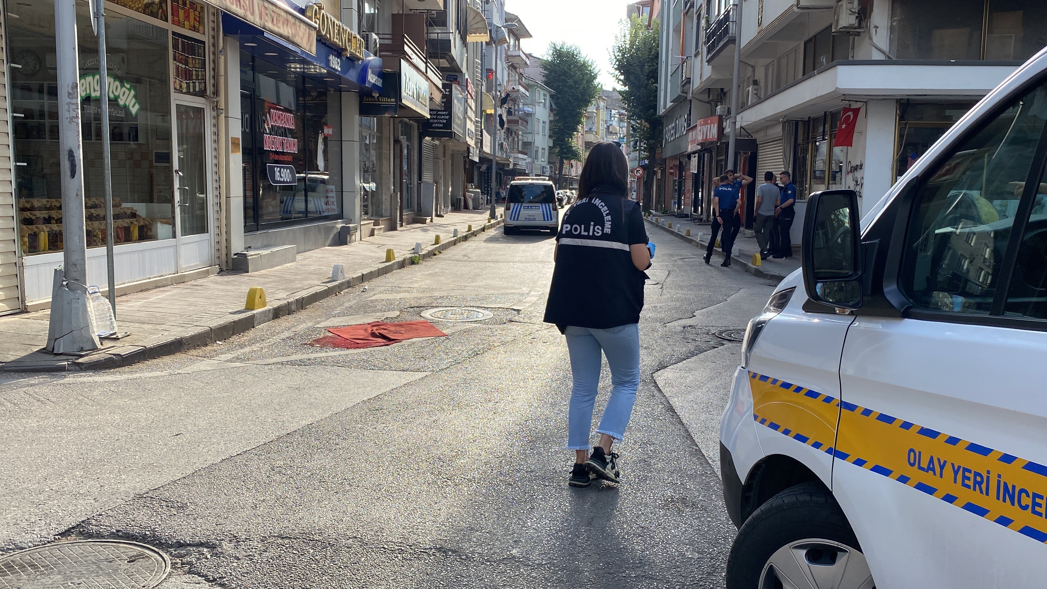 Tartıştığı esnafı pompalı tüfekle vurdu