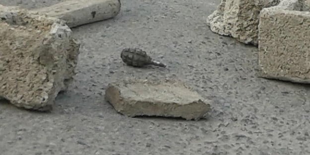 Tartıştığı karısına el bombası attı