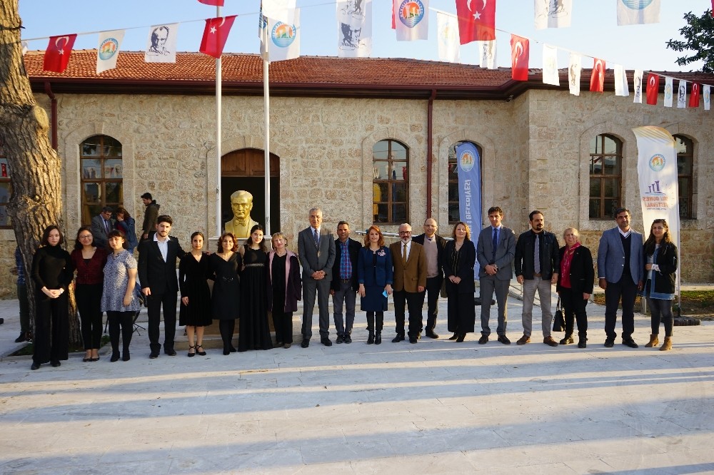 Taş Mektep 100 yıl sonra yeniden eğitime başlıyor 