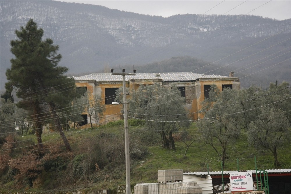 Taş Mektep restorasyonu 3 ay aradan sonra yeniden başlayacak 