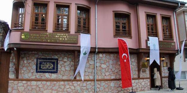 Tasavvuf Kültürü ve Edebiyatı Kütüphanesi açıldı