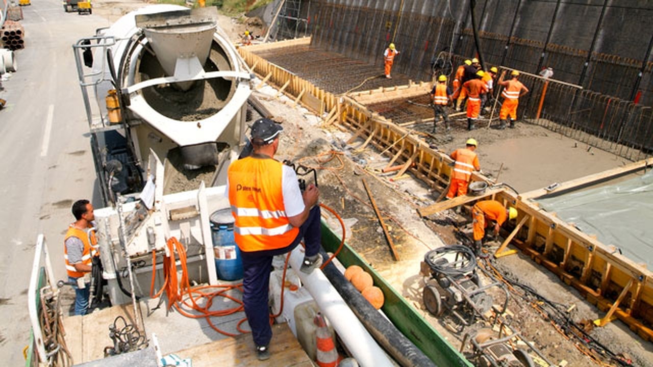 Taşeron işçilerle ilgili flaş maaş açıklaması