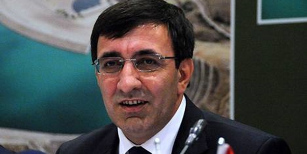 Bakandan 'taşeron işçi' açıklaması